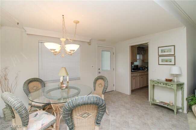 Building Photo - 3400 Gulf Shore Blvd N