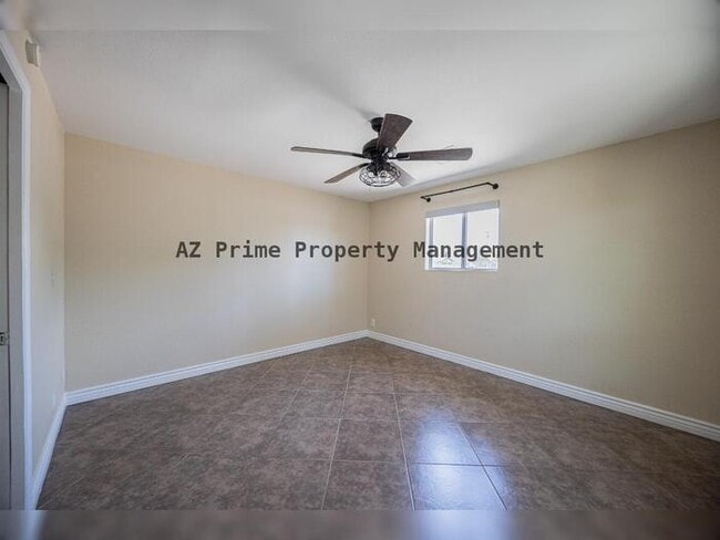 Building Photo - 2301 North 11th St