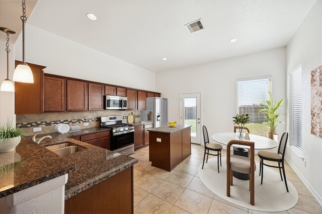 Building Photo - 8115 Aleppo Pine Ln