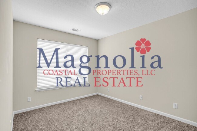 Building Photo - 3 Bedroom 2.5 Bathroom 1488 sf townhome in Cypress Point - Richmond Hill