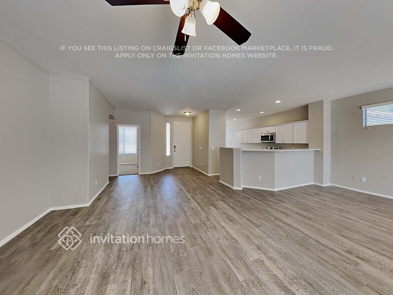 Building Photo - 15747 W Mohave St