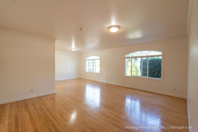Building Photo - Spacious San Jose Home w/Cupertino Schools!