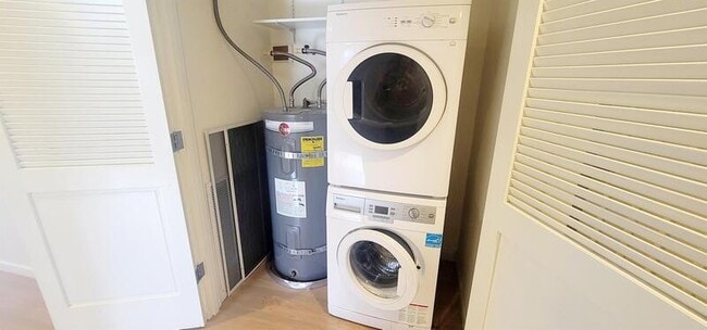 Building Photo - 2012 Minor Ave E