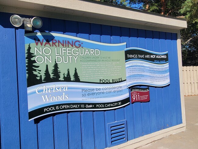 Building Photo - 1859 Yuma Ln N