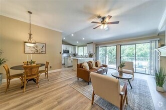 Building Photo - 2036 Signal Ridge Pl