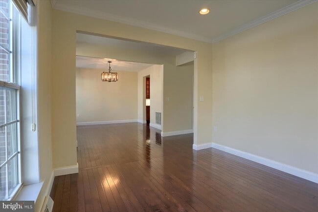 Building Photo - 978 Powder Horn Dr