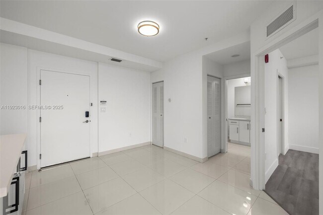 Building Photo - 2651 NE 212th Terrace