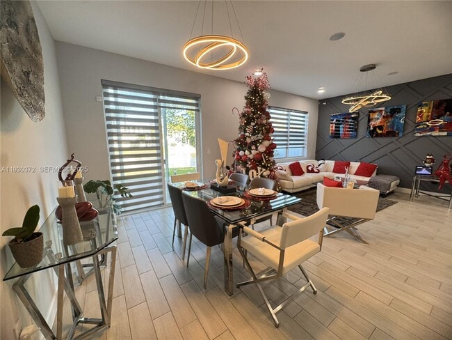 Building Photo - 4862 Navali Dr