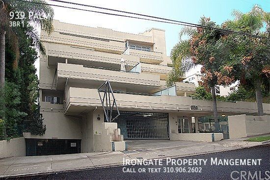 Building Photo - La Elle Apartments