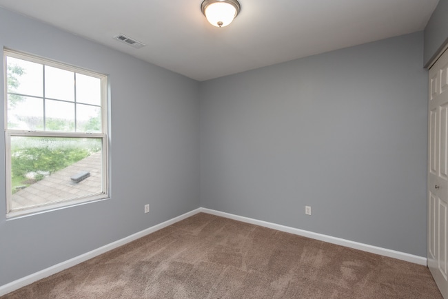 Building Photo - 4839 Heritage Heights Cir