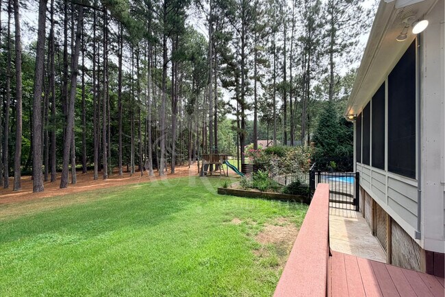 Building Photo - 5604 Pine Rock Ct