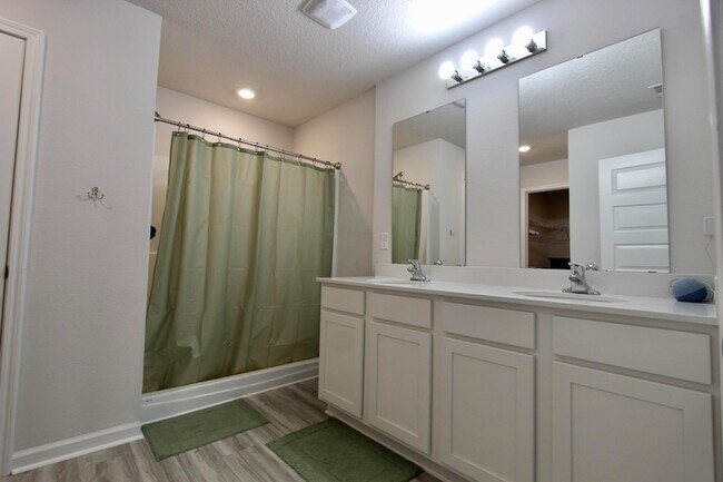 Building Photo - 2662 Saltgrass Wy