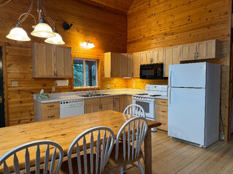 Building Photo - 4769 Smokey Bear Ln