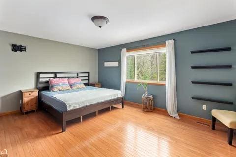 Building Photo - 498 NW Scenic Dr