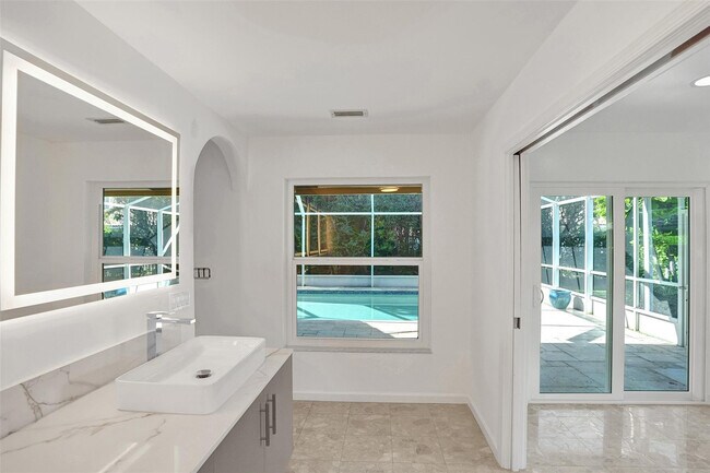 Building Photo - 2891 NW 28th Terrace