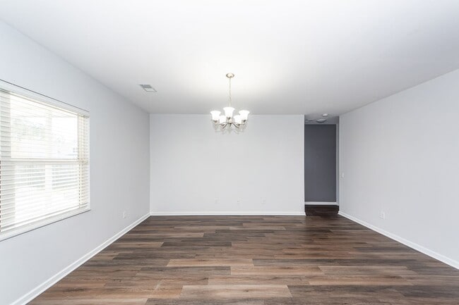 Building Photo - 5 Bedroom 3 Bath Home in Cane Bay Plantation - Summerville