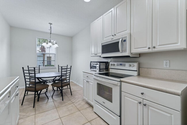 Building Photo - 1579 Frederick Small Rd