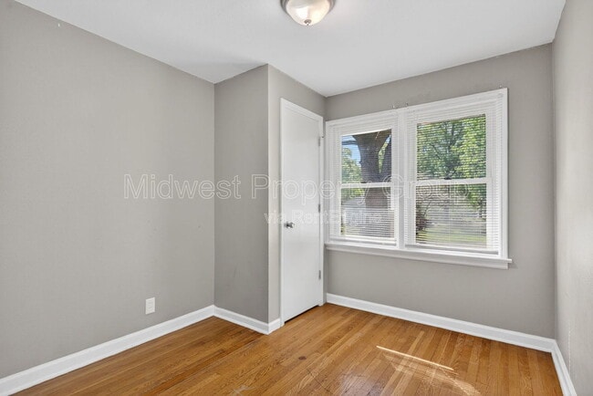 Building Photo - 1223 Rapid Dr