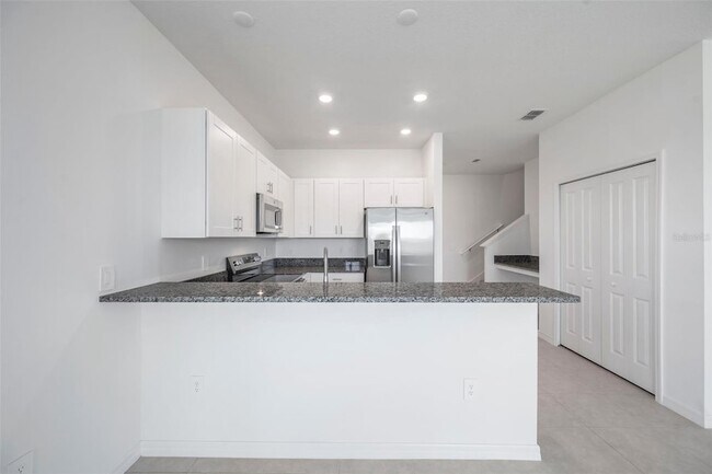 Building Photo - 11111 65th Ter E