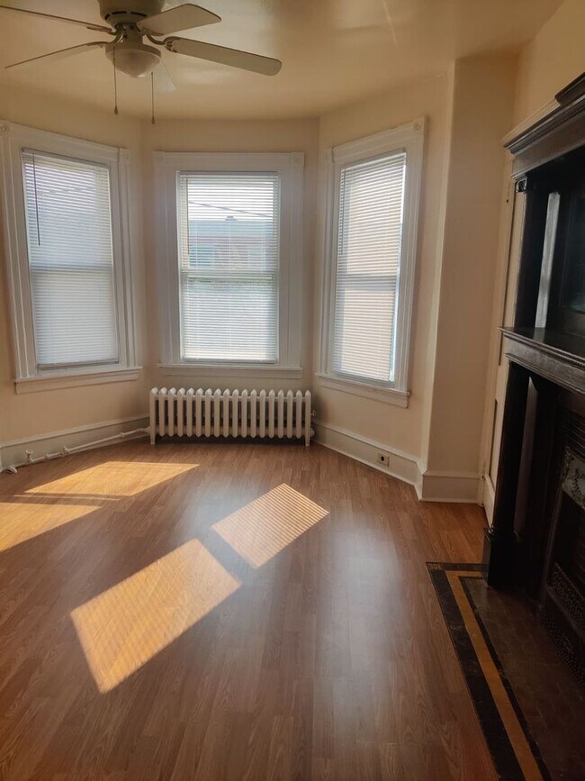 Building Photo - 232 N 59th St