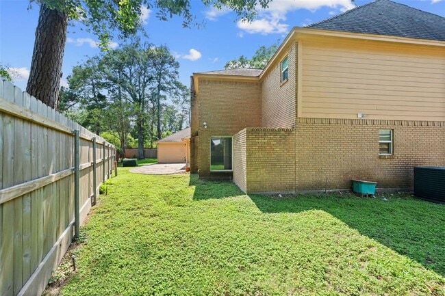 Building Photo - 6923 Mossridge Dr