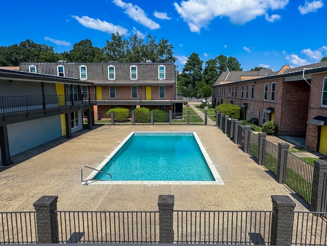 Building Photo - The Vibe Apartments