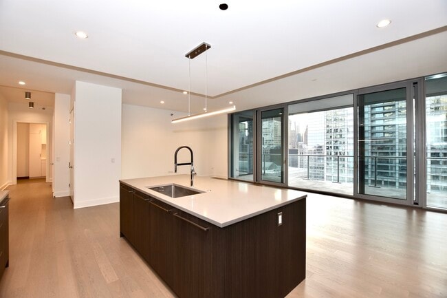 Building Photo - 60 E Randolph St