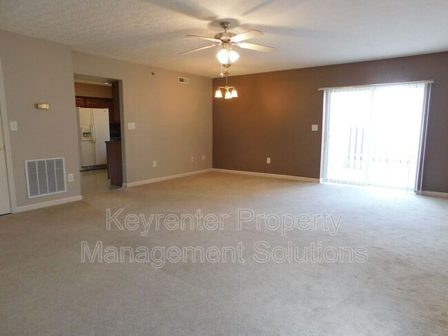 Building Photo - 24 Rose Garden Ln