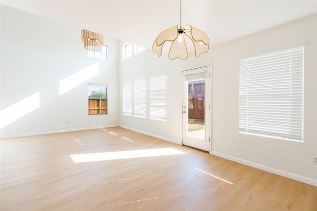 Building Photo - 1179 Landon Ln