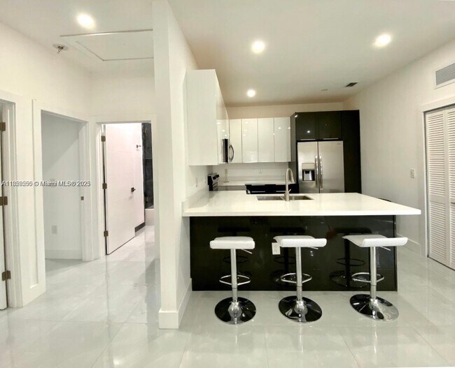 Building Photo - 9995 NW 23rd Ave