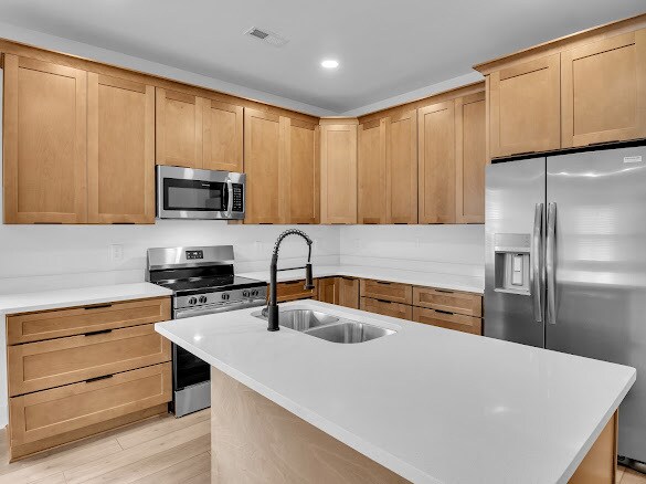 Building Photo - 7413 Westridge Dr