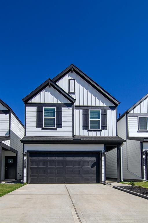 Primary Photo - 3121 Crown Gate Dr