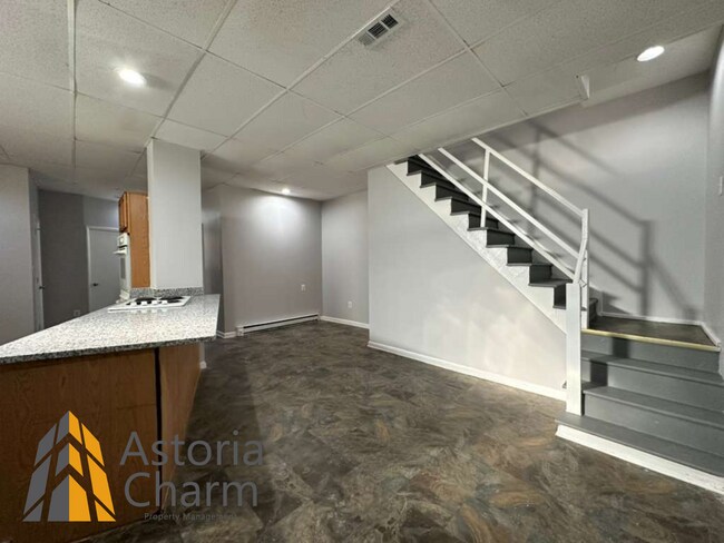 Building Photo - 3519 Rosekemp Ave