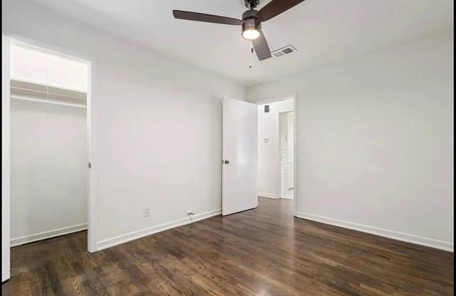 Building Photo - 1529 E King St