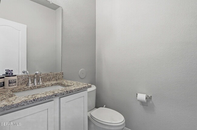 Building Photo - 13852 Paseo De La Luna Ave