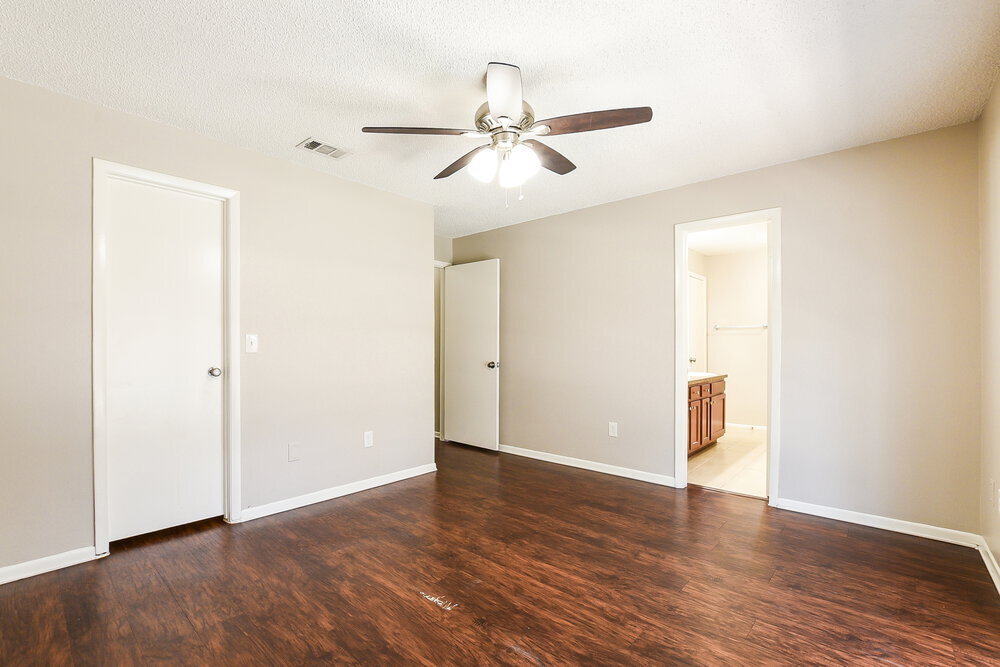 Building Photo - 534 S Sundance Dr