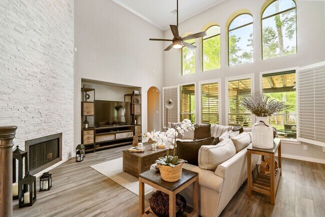 Building Photo - 6 Stickley Ct