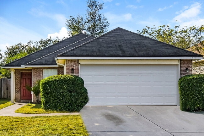 Building Photo - 1542 Slash Pine Ct