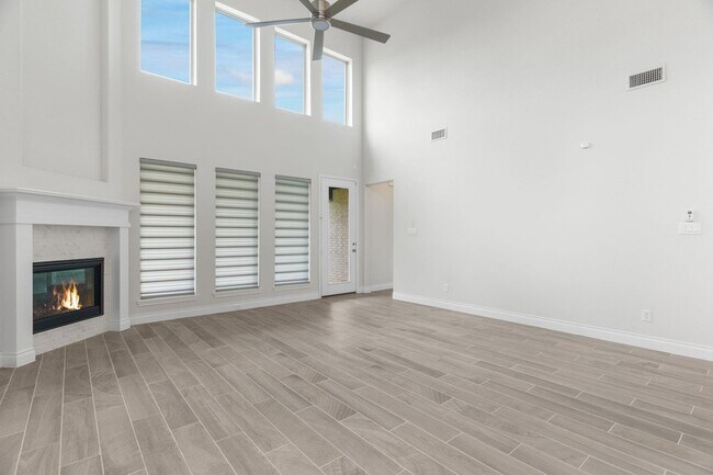 Building Photo - 2832 Saltwood Ct