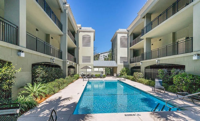 Building Photo - 150 Salt Air Dr