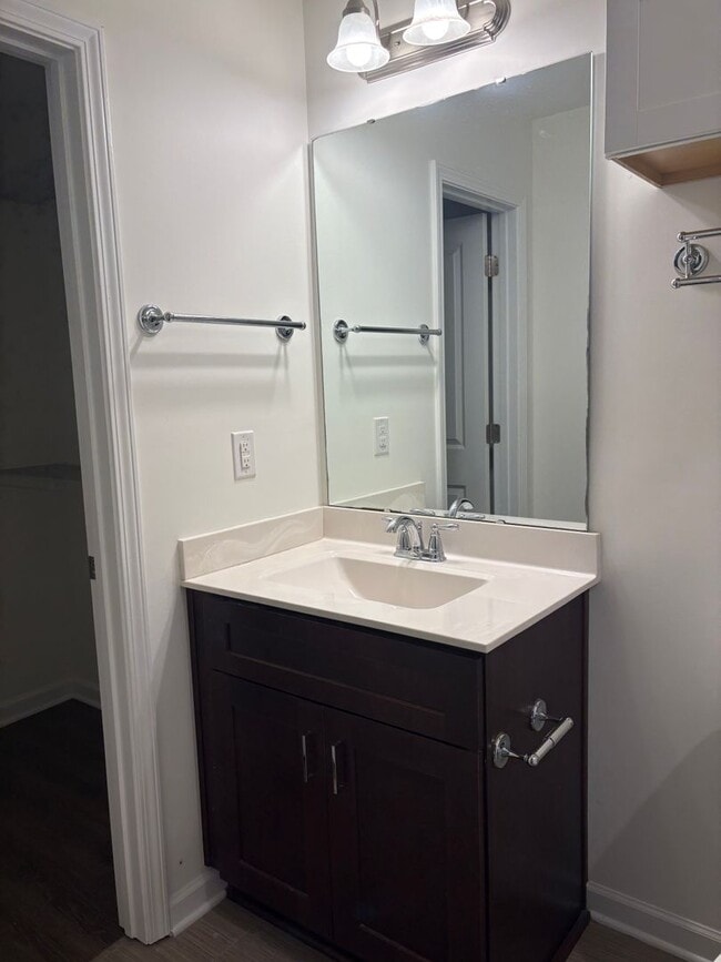 Building Photo - Ranch home in Charlotte , NO HOA