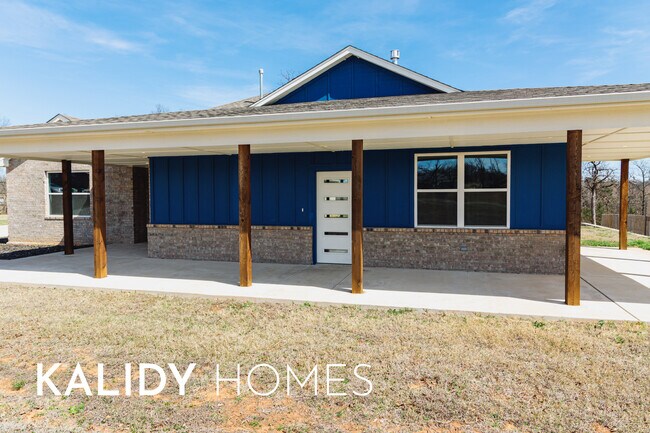 Building Photo - 1796 Salma Rd