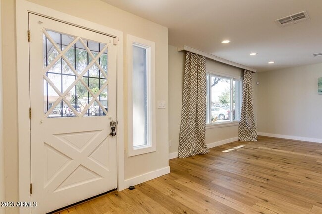 Building Photo - 8420 E Citrus Way