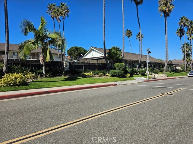 Building Photo - 22619 Nadine Cir