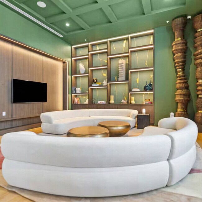 Building Photo - 11 NE 6th St