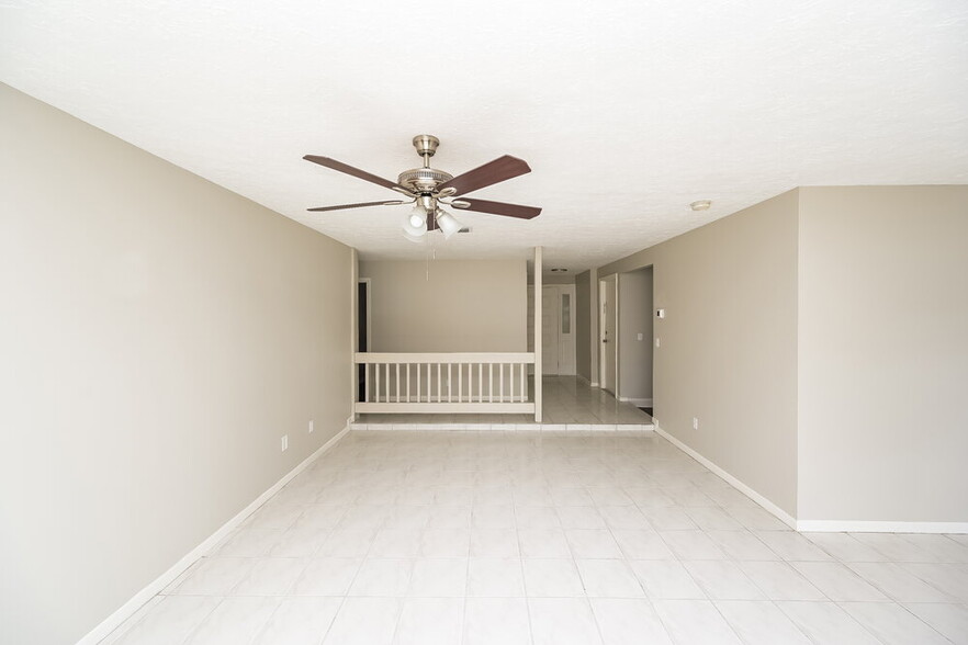 Building Photo - 5518 Pentail Cir