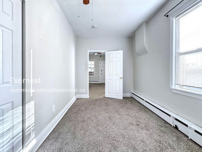 Building Photo - 3127 W 28th Ave