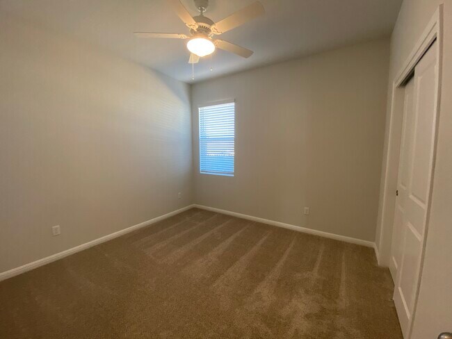 Building Photo - 384 Gaida Loop