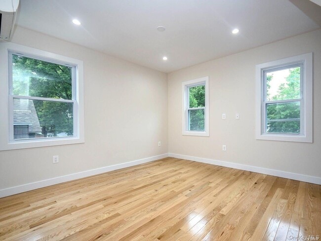 Building Photo - 4 S 8th St