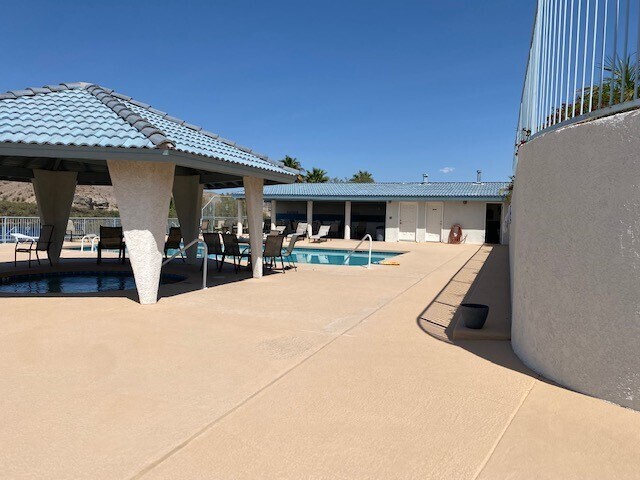 Building Photo - 1663 AZ-95